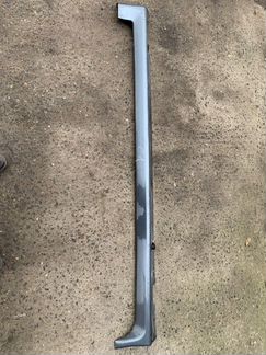 Порог пластиковый накладка правый Mitsubishi Space