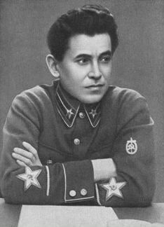 Личная книга наркома Ежова. Сталинистский нарком