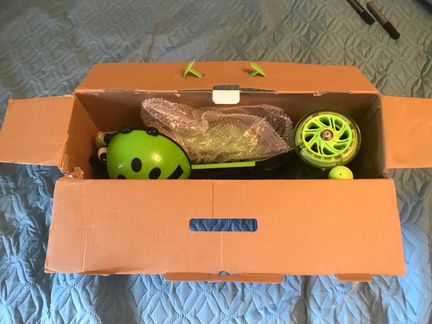 Детский самокат божья коровка