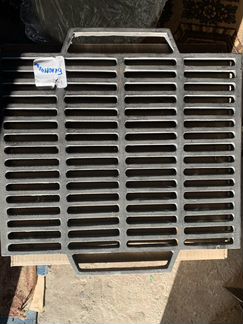 Чугунная решетка