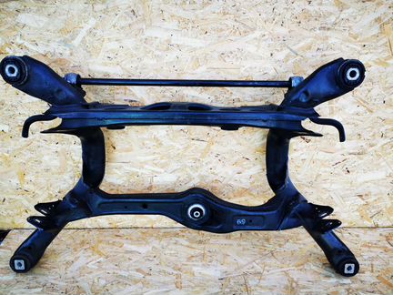 Audi Q5 подрамник задний Ауди ку5