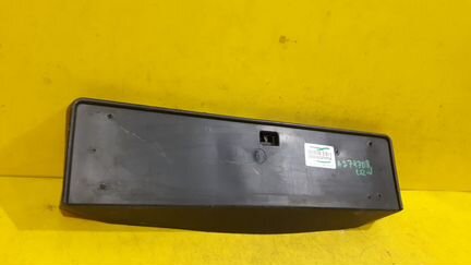 Площадка гос номера Honda CR-V 5 (16-н.в.) 7h45t1e