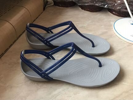 Crocs шлёпанцы для девочки