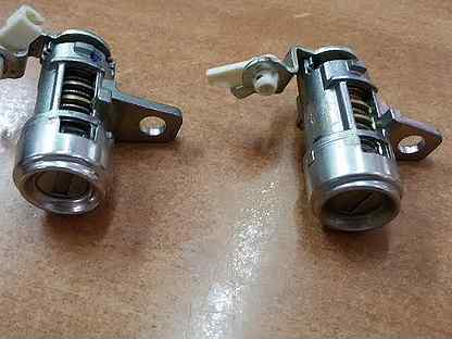 личинка замка на hyundai accent. личинка замка хендай акцент 2008 год. личинка замка двери хендай солярис. Land cruiser 80 личинка замка зажигания. личинка замка зажигания солярис 2011.