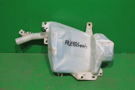 Бачок омывателя Mitsubishi Pajero Sport 2