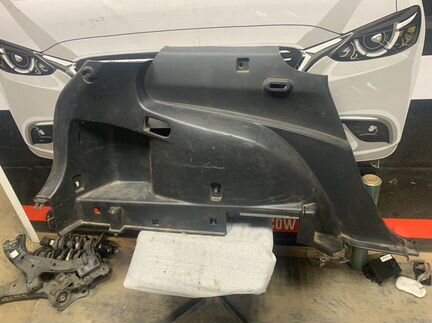 Обшивка багажника задняя левая Mazda Cx-7 EH 2.3