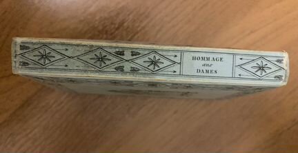 Книга Hommage aux dames 18 век