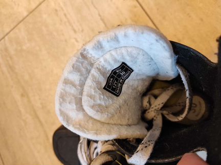 Коньки CCM Tracks 1092 детские, 30 размер