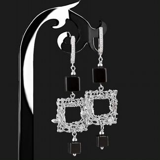 Серьги с натуральным черным ониксом