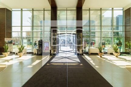 Сдам офисное помещение, 617 м²