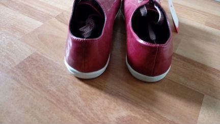 Новая обувь Anta р.40 и р.41(ст.26-26.3см)