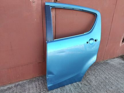 Дверь Suzuki Splash левая задняя оригинал