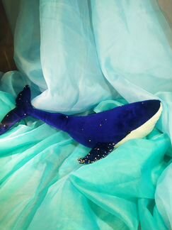 Киты ручной работы