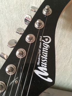 Гитара Mustang